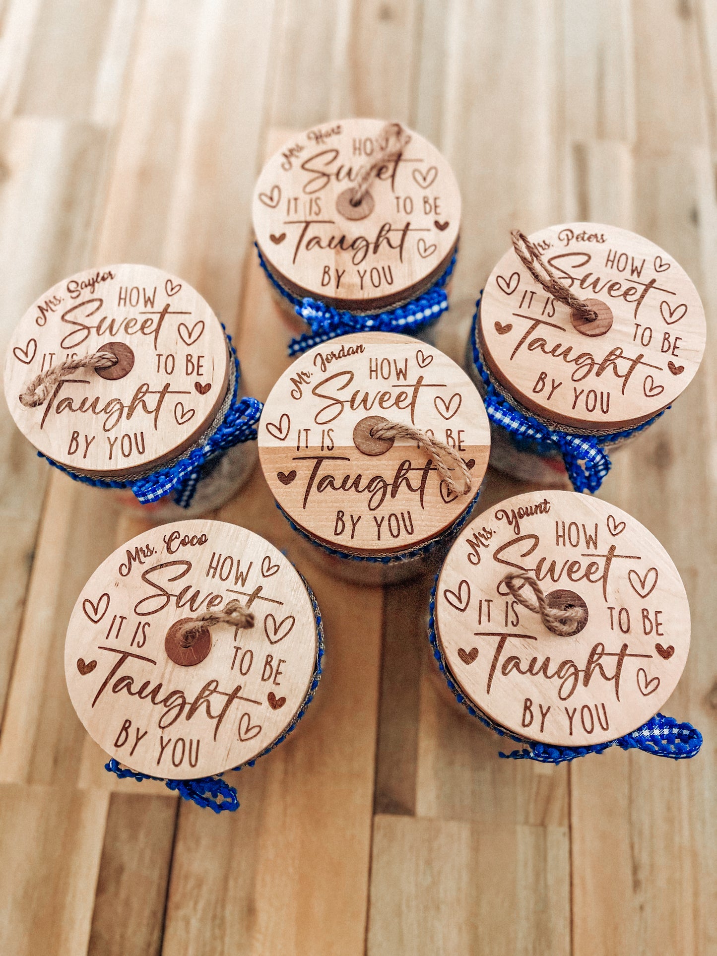 Engraved Wood Lid Glass Jar – 23 oz